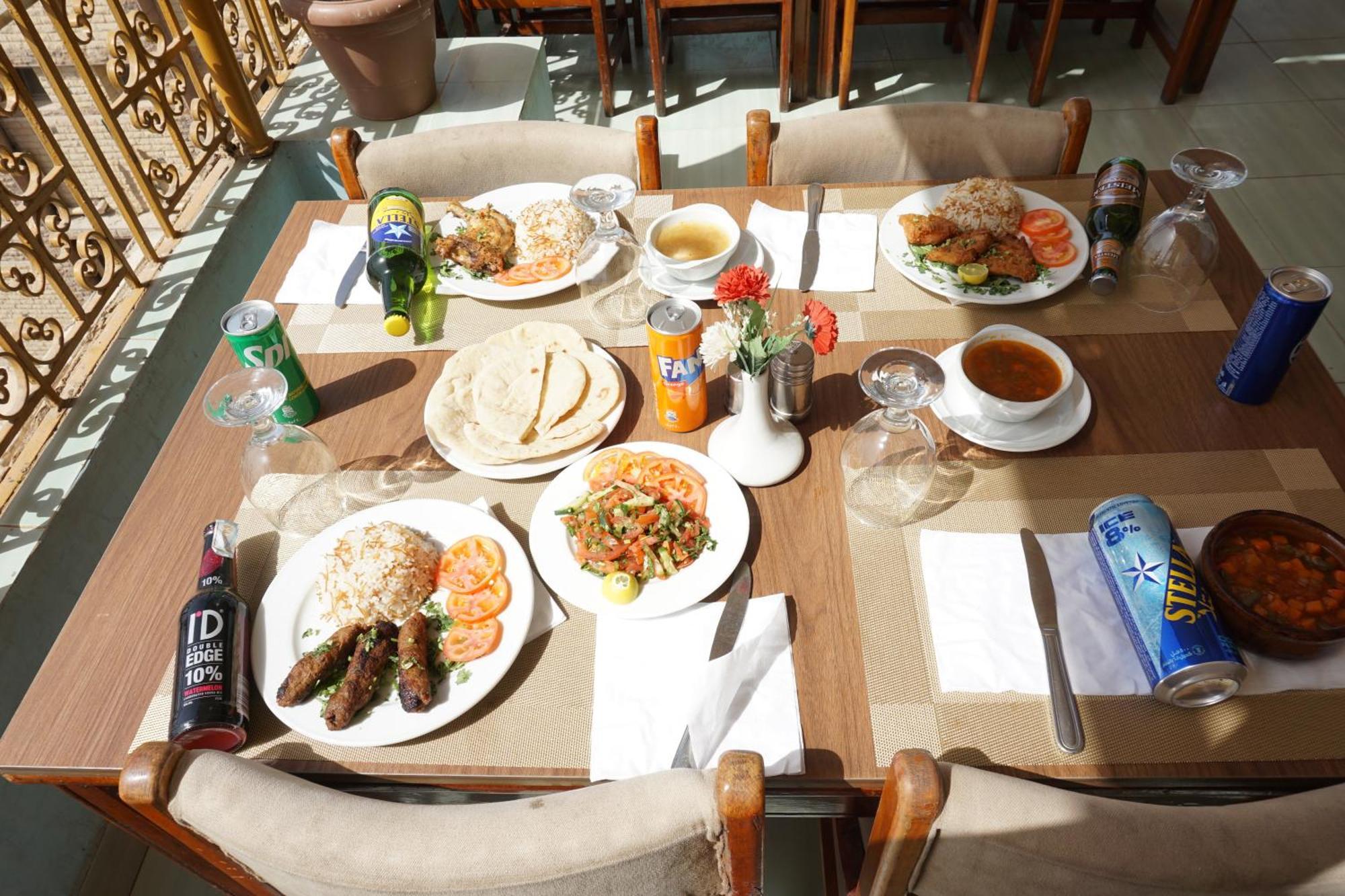 Merry Land Hotel & Roof Top Nile Restaurant Luxor Exterior photo