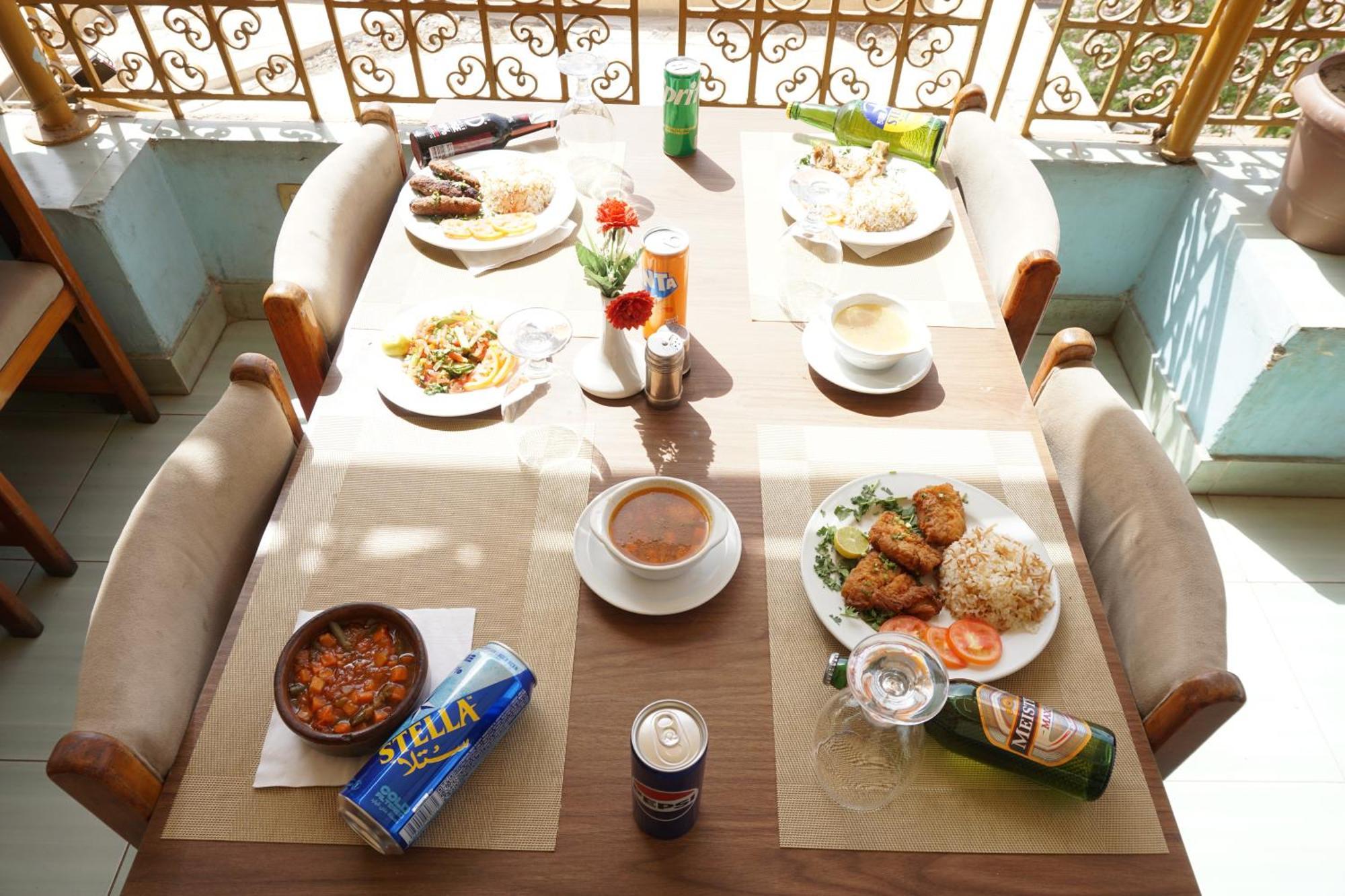 Merry Land Hotel & Roof Top Nile Restaurant Luxor Exterior photo